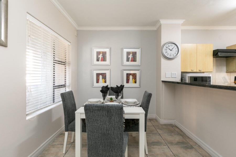 To Let 2 Bedroom Property for Rent in Morningside Gauteng