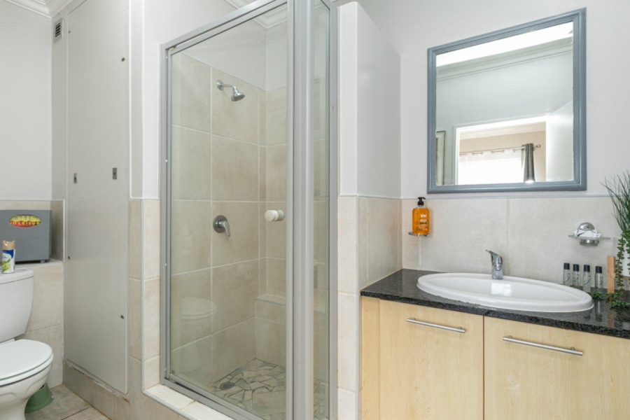 To Let 2 Bedroom Property for Rent in Morningside Gauteng