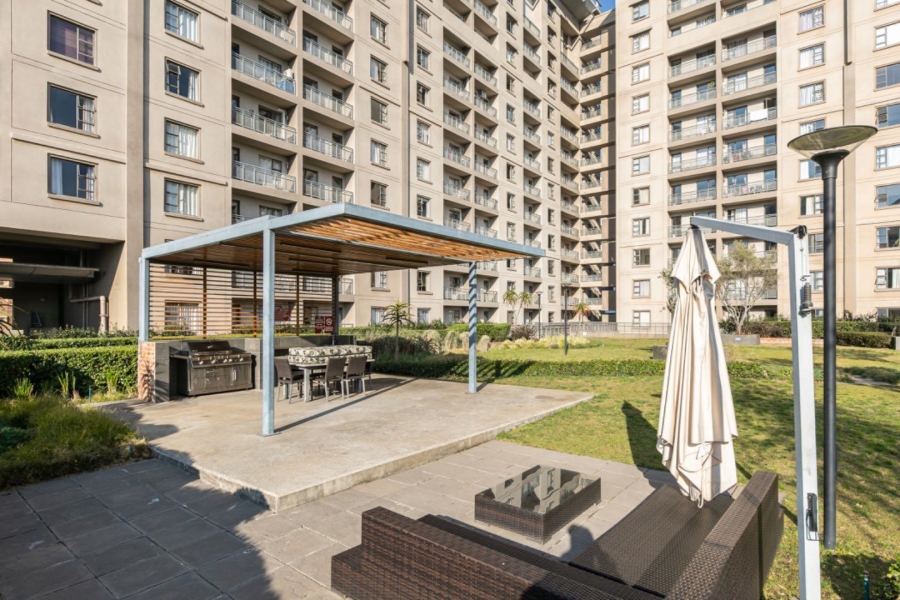 To Let 2 Bedroom Property for Rent in Morningside Gauteng