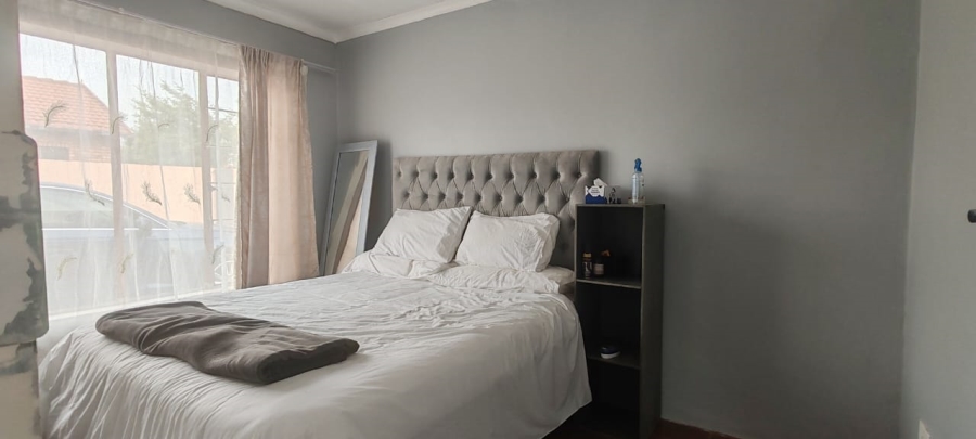 2 Bedroom Property for Sale in The Orchards Gauteng