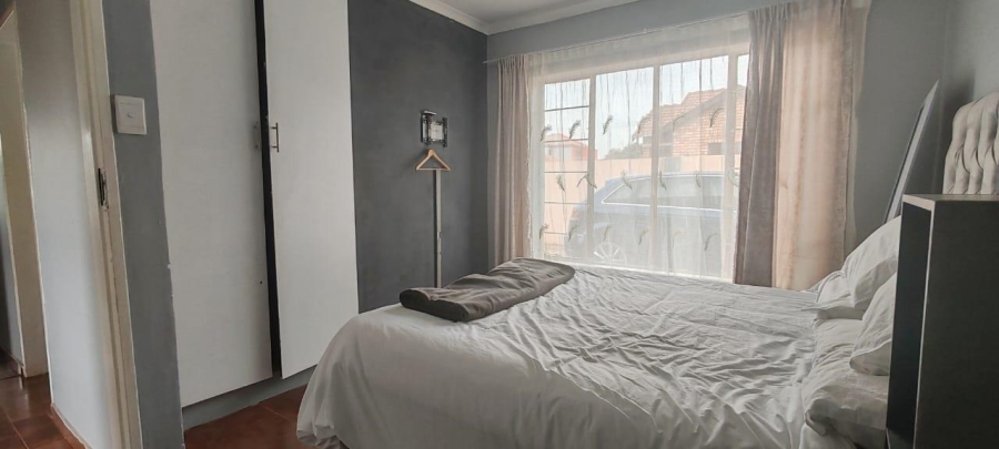 2 Bedroom Property for Sale in The Orchards Gauteng