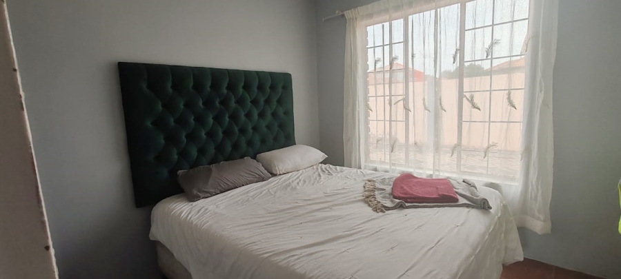 2 Bedroom Property for Sale in The Orchards Gauteng