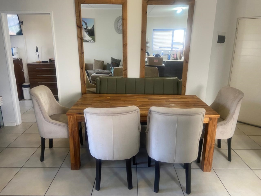 To Let 2 Bedroom Property for Rent in Oakdene Gauteng
