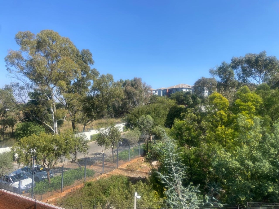 To Let 2 Bedroom Property for Rent in Oakdene Gauteng