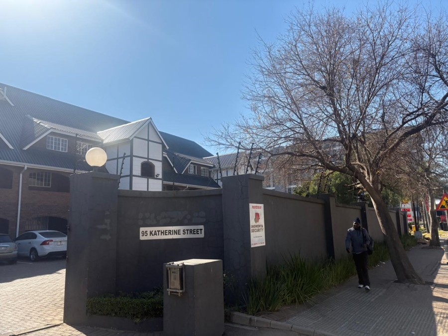 To Let 2 Bedroom Property for Rent in Sandown Gauteng