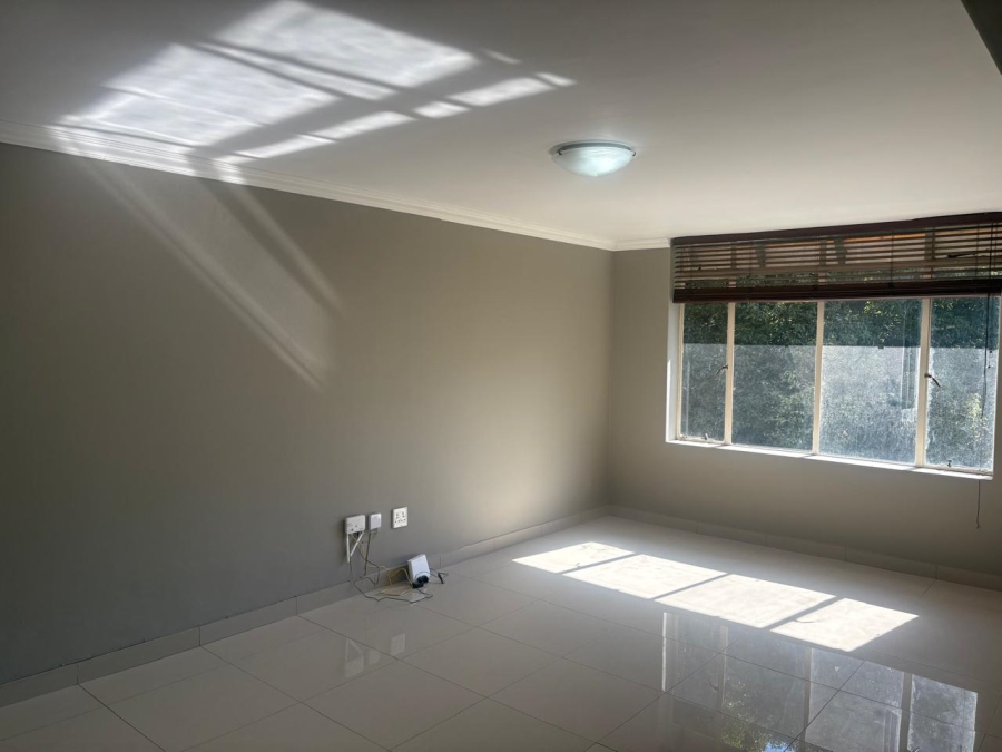 To Let 2 Bedroom Property for Rent in Sandown Gauteng