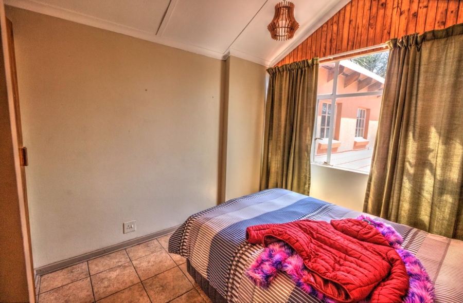 To Let 3 Bedroom Property for Rent in Bonaero Park Gauteng
