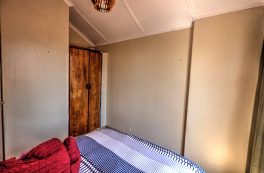 To Let 3 Bedroom Property for Rent in Bonaero Park Gauteng