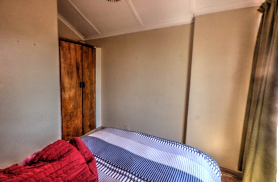 To Let 3 Bedroom Property for Rent in Bonaero Park Gauteng
