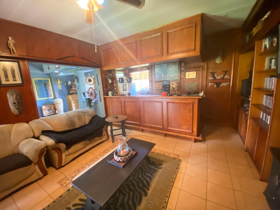 3 Bedroom Property for Sale in Brackendowns Gauteng