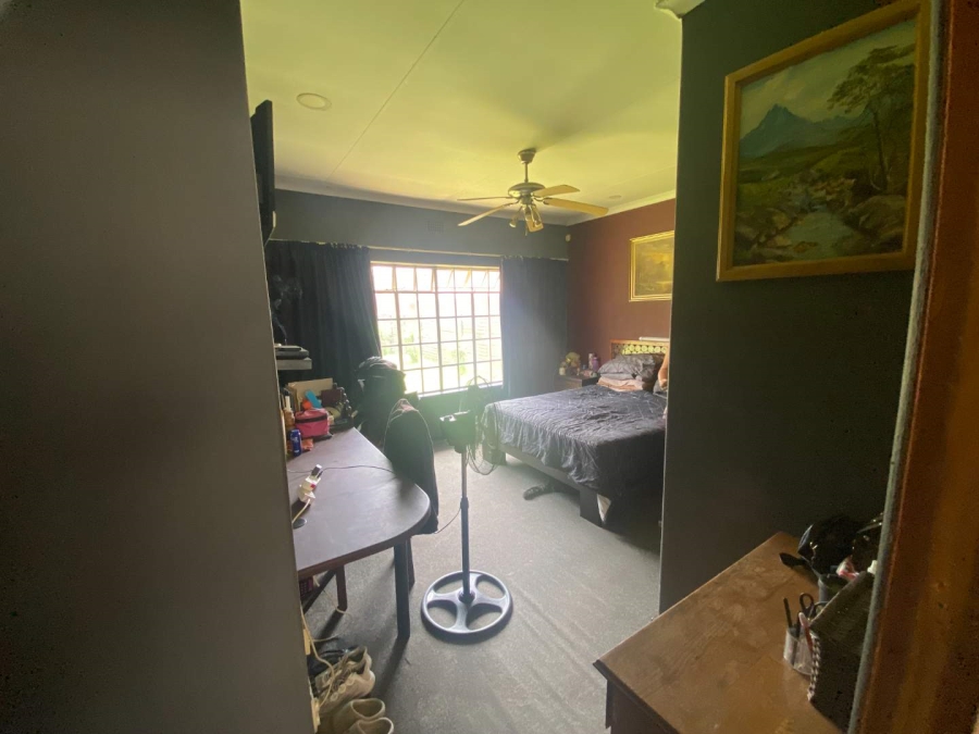 3 Bedroom Property for Sale in Brackendowns Gauteng