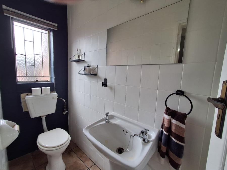 3 Bedroom Property for Sale in Brackenhurst Gauteng