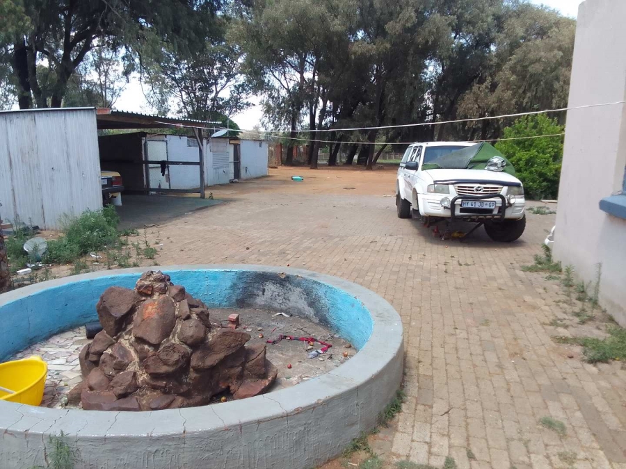 2 Bedroom Property for Sale in Balmoral Gauteng