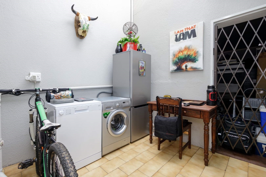 2 Bedroom Property for Sale in Brackenhurst Gauteng