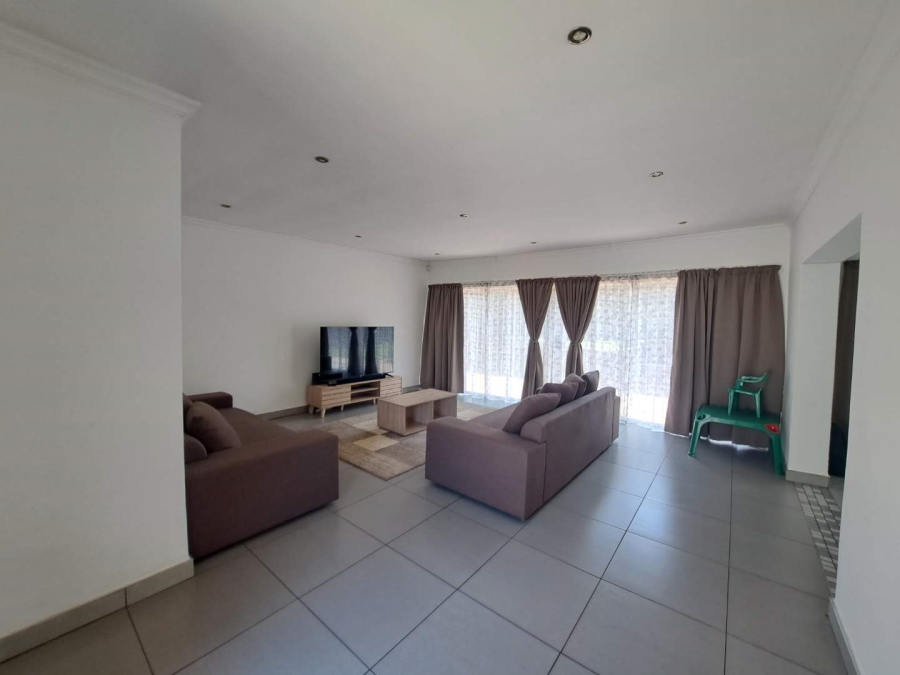 To Let 3 Bedroom Property for Rent in Brackenhurst Gauteng
