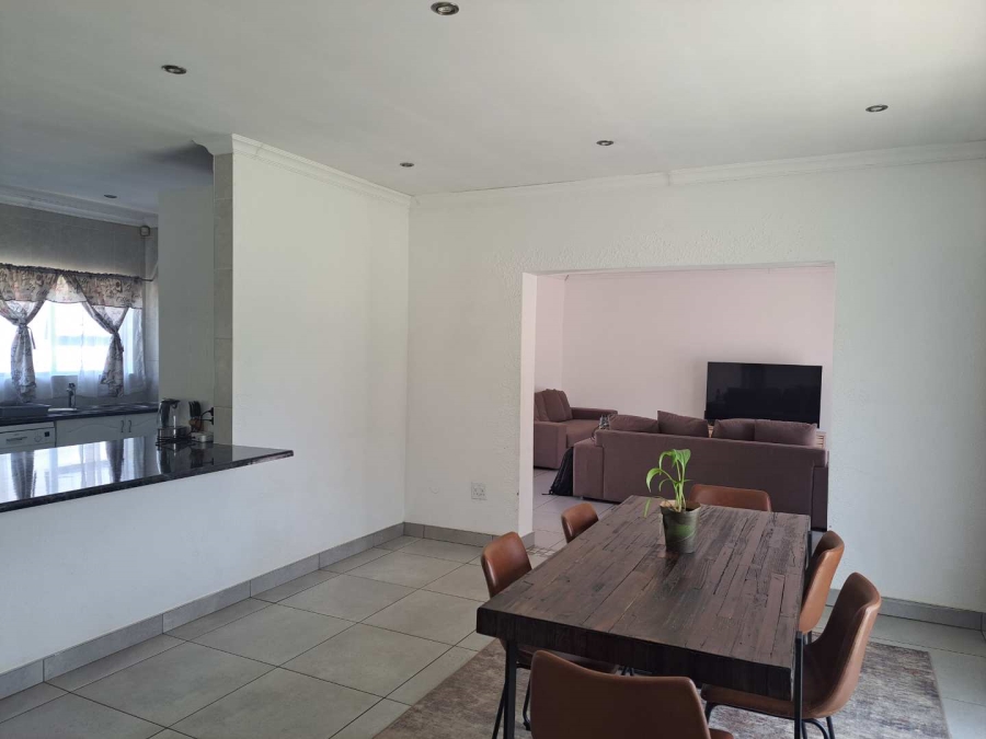 To Let 3 Bedroom Property for Rent in Brackenhurst Gauteng