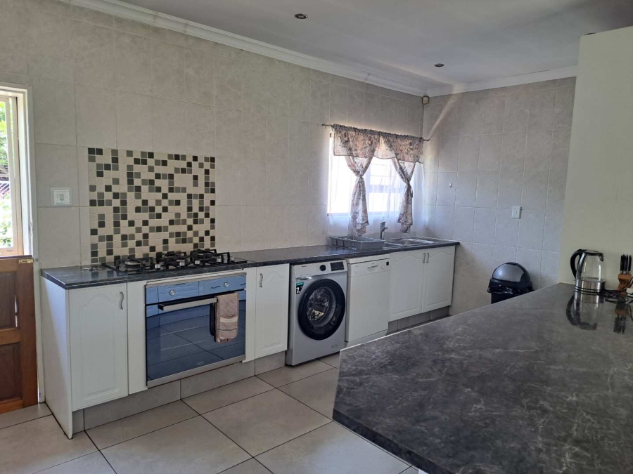 To Let 3 Bedroom Property for Rent in Brackenhurst Gauteng