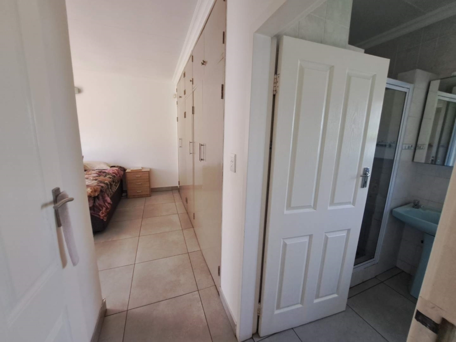 To Let 3 Bedroom Property for Rent in Brackenhurst Gauteng