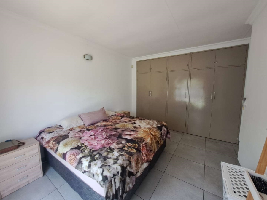 To Let 3 Bedroom Property for Rent in Brackenhurst Gauteng