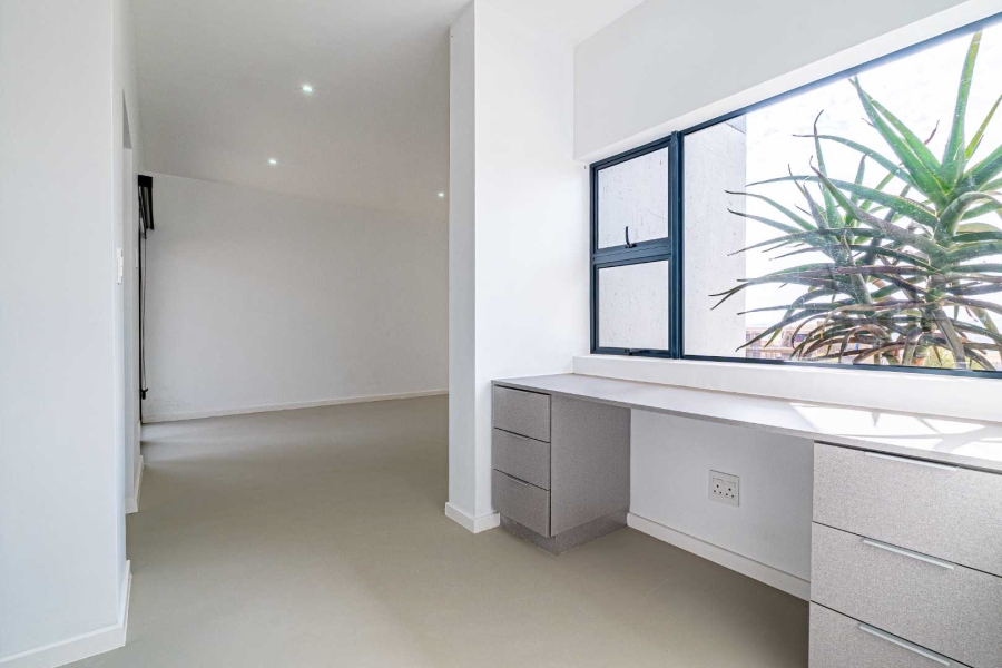 4 Bedroom Property for Sale in Eye of Africa Gauteng