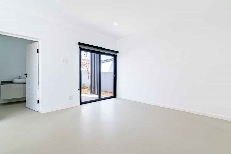 4 Bedroom Property for Sale in Eye of Africa Gauteng
