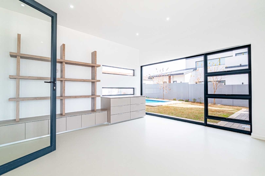 4 Bedroom Property for Sale in Eye of Africa Gauteng