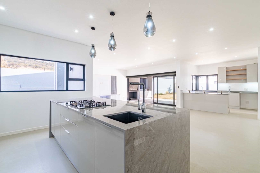 4 Bedroom Property for Sale in Eye of Africa Gauteng