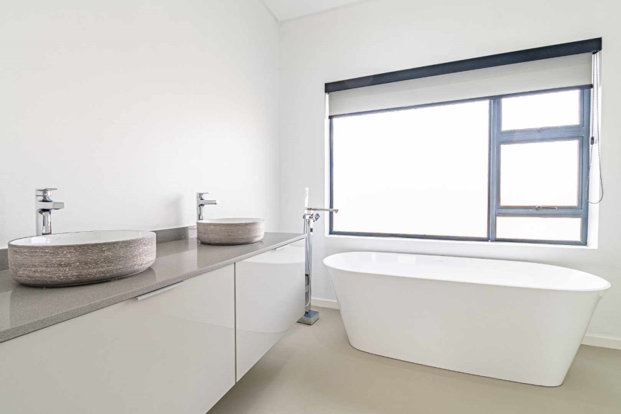 4 Bedroom Property for Sale in Eye of Africa Gauteng