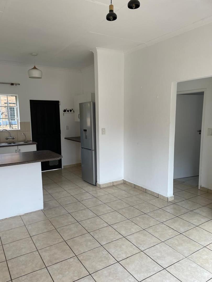 2 Bedroom Property for Sale in Wilgeheuwel Gauteng