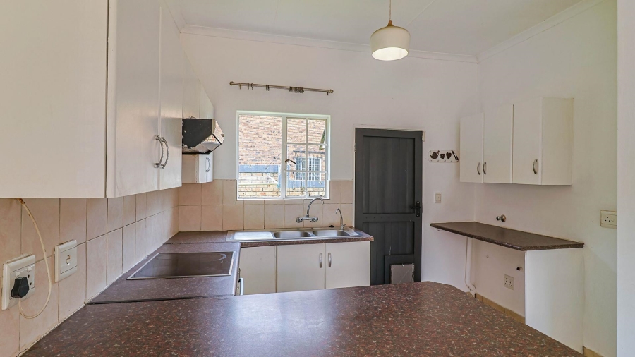 2 Bedroom Property for Sale in Wilgeheuwel Gauteng