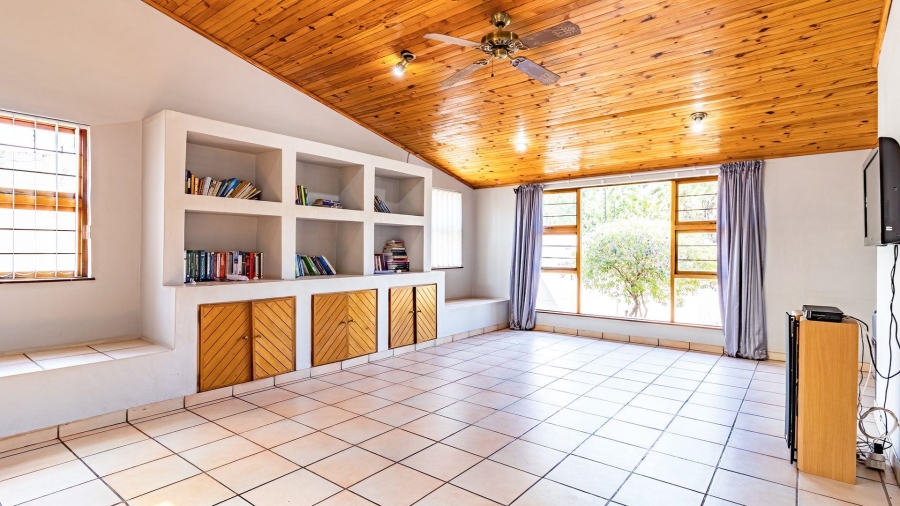 4 Bedroom Property for Sale in Fairland Gauteng