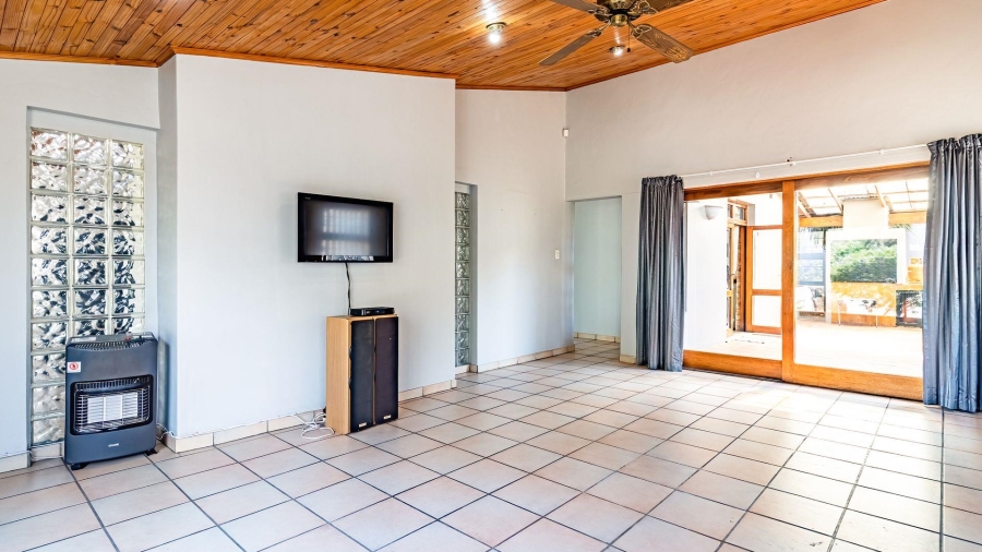 4 Bedroom Property for Sale in Fairland Gauteng