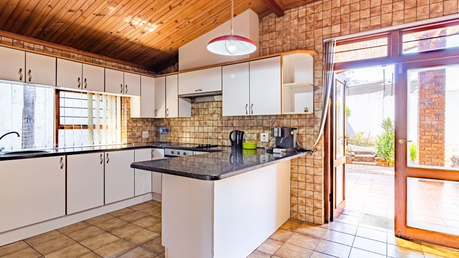 4 Bedroom Property for Sale in Fairland Gauteng