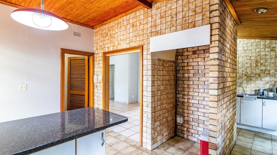 4 Bedroom Property for Sale in Fairland Gauteng