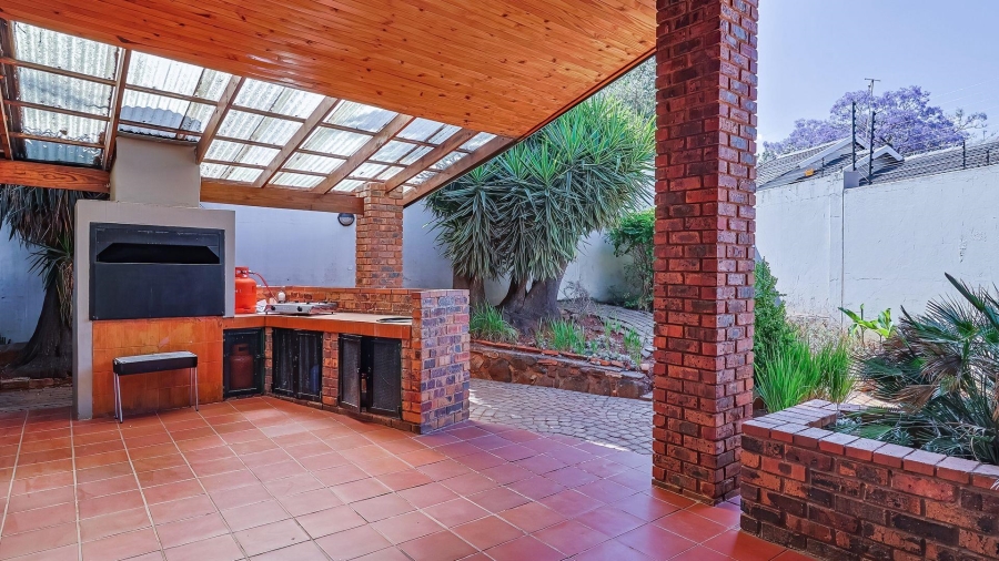 4 Bedroom Property for Sale in Fairland Gauteng