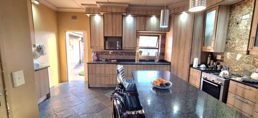 3 Bedroom Property for Sale in Parkdene Gauteng
