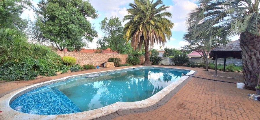 3 Bedroom Property for Sale in Parkdene Gauteng