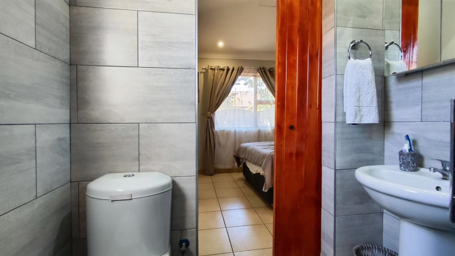 3 Bedroom Property for Sale in Atlasville Gauteng