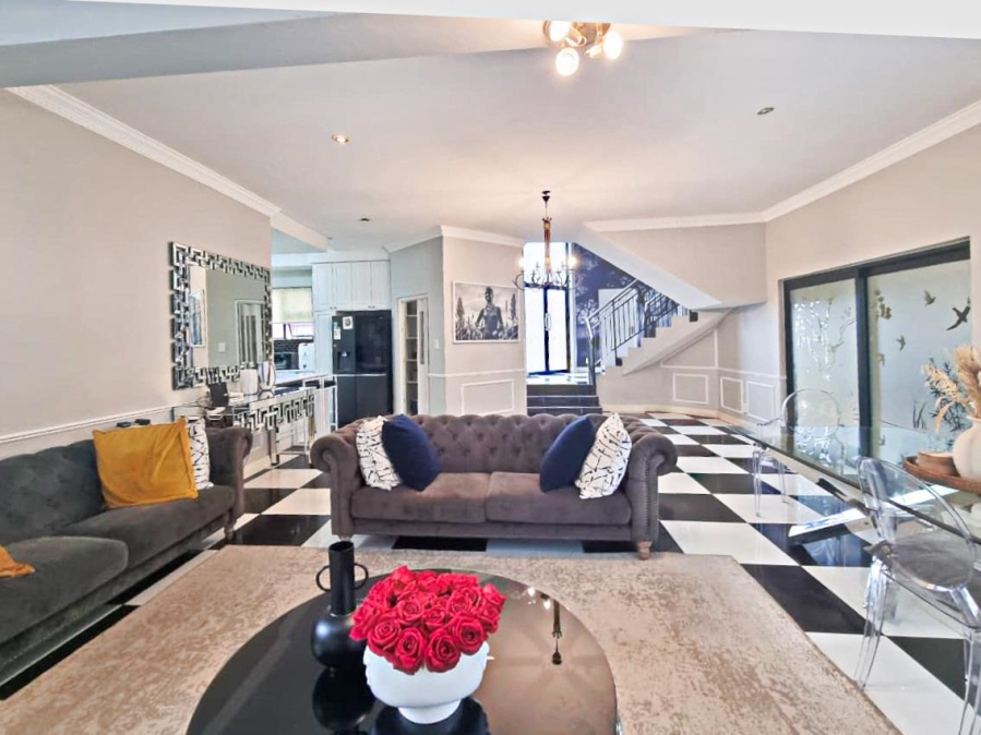 4 Bedroom Property for Sale in Olympus AH Gauteng