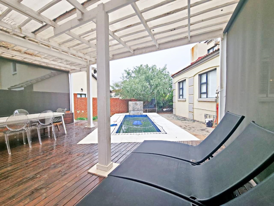 4 Bedroom Property for Sale in Olympus AH Gauteng