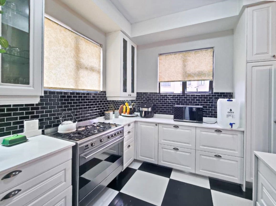 4 Bedroom Property for Sale in Olympus AH Gauteng