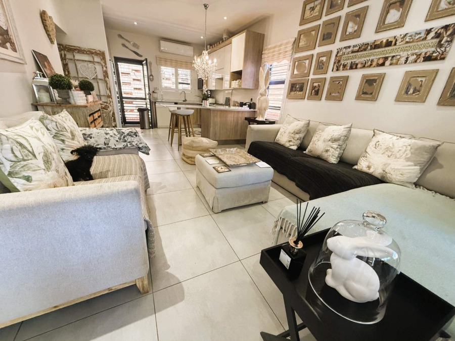 3 Bedroom Property for Sale in Pinehaven Gauteng