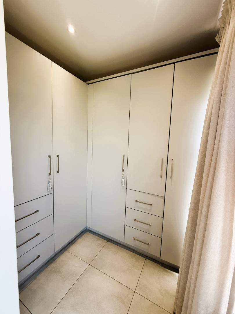 3 Bedroom Property for Sale in Pinehaven Gauteng