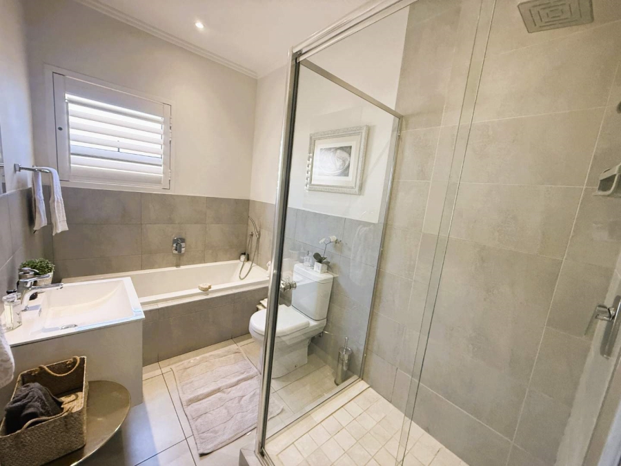 3 Bedroom Property for Sale in Pinehaven Gauteng