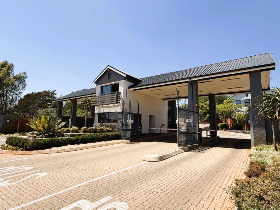 3 Bedroom Property for Sale in Pinehaven Gauteng