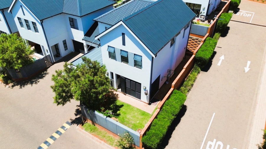 3 Bedroom Property for Sale in Pinehaven Gauteng