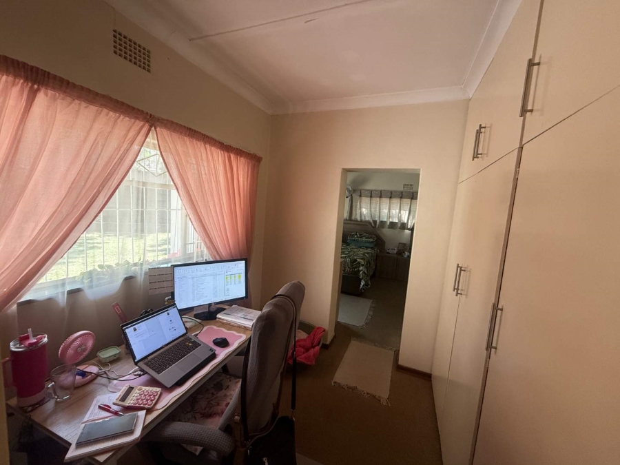 3 Bedroom Property for Sale in Discovery Gauteng