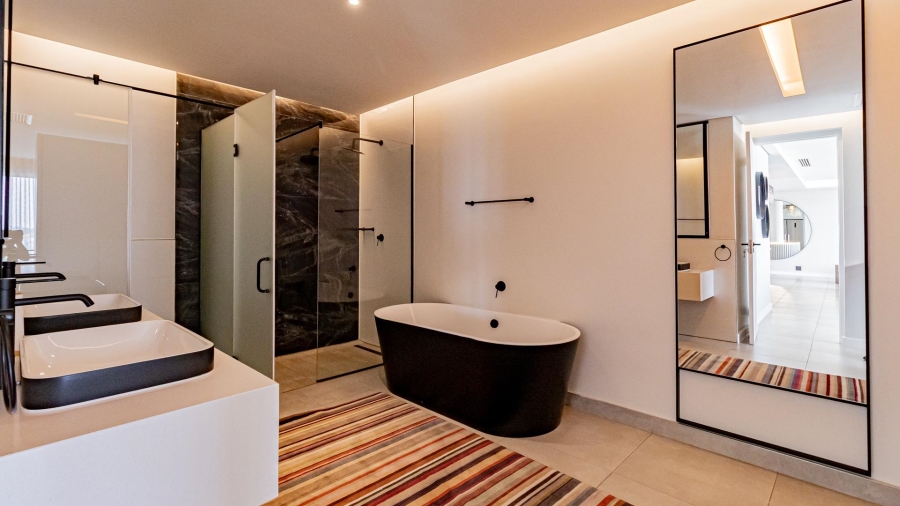 3 Bedroom Property for Sale in Waterfall Gauteng