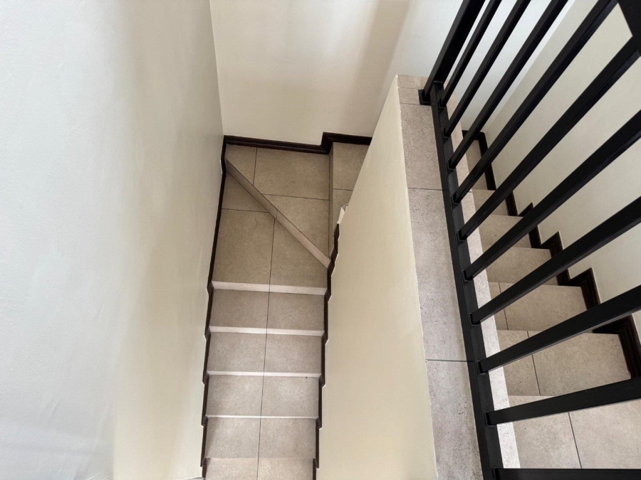 3 Bedroom Property for Sale in Rua Vista Gauteng