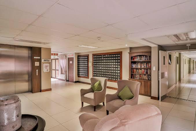 2 Bedroom Property for Sale in Olivedale Gauteng